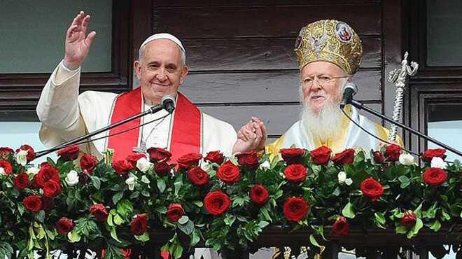 Papa ve Patrikten ortak selam