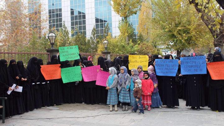 HDP ve PKKy protesto ettiler