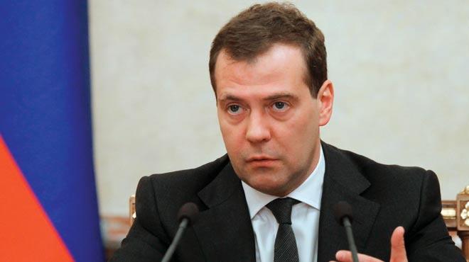 Medvedev AB'ye meydan okudu