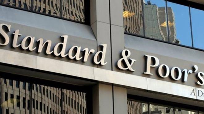 S&P Rusya'nn kredi notunu negatif izlemeye ald