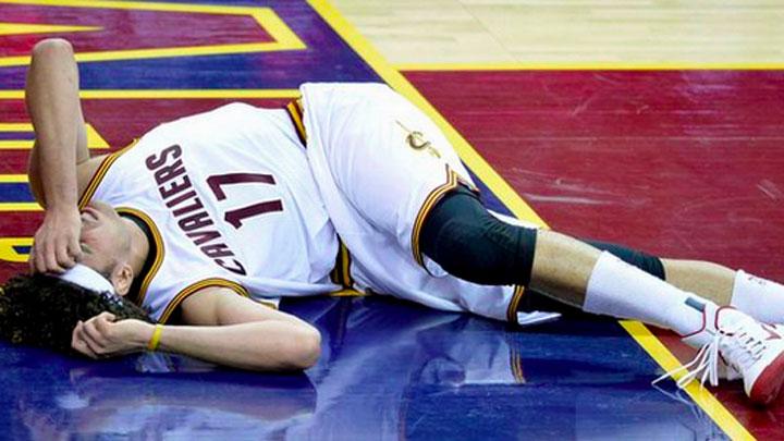 Cavaliers'a Varejao'dan kt haber