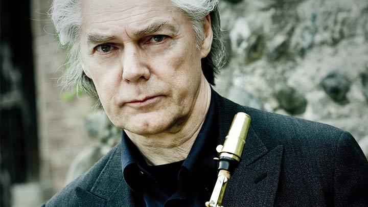 Jan Garbarek hayranlaryla buluuyor