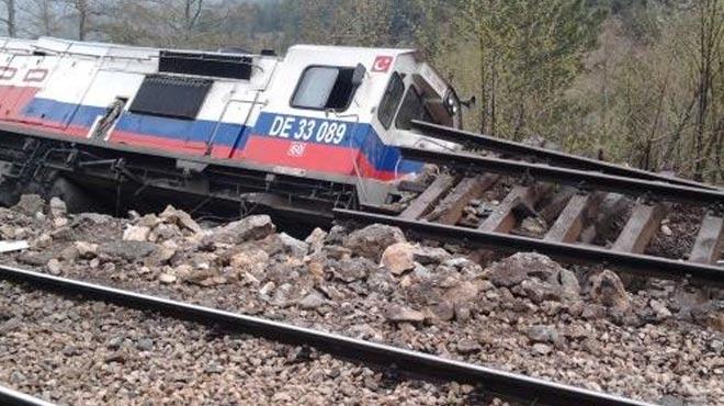 Zonguldak'ta tren devrildi!