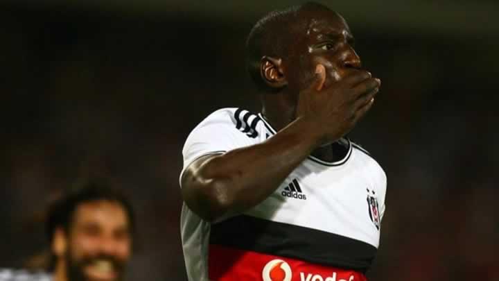 Demba Ba davet bekliyor