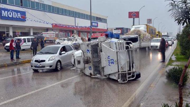 TOMAya arpan zrhl ara devrildi: 3 polis yaral