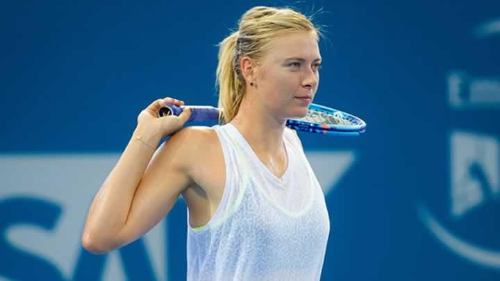 Sharapova rahat kazand!