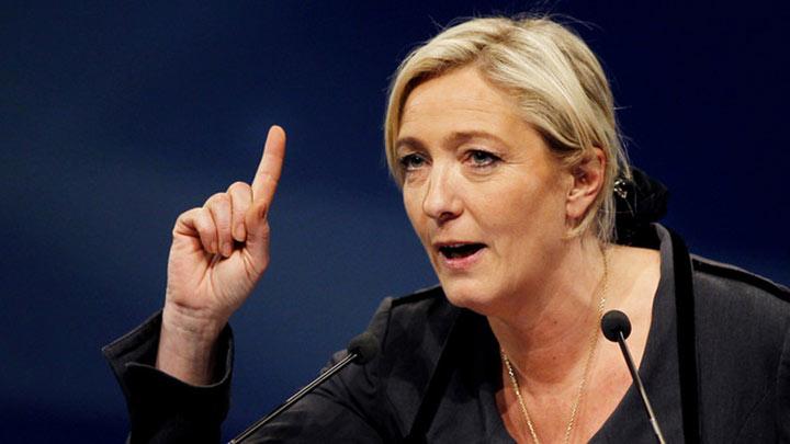 Marine Le Pen'den "idam referandumu" istei