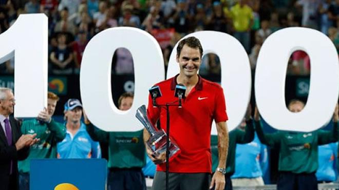 Federer 1000'ler kulbnde!