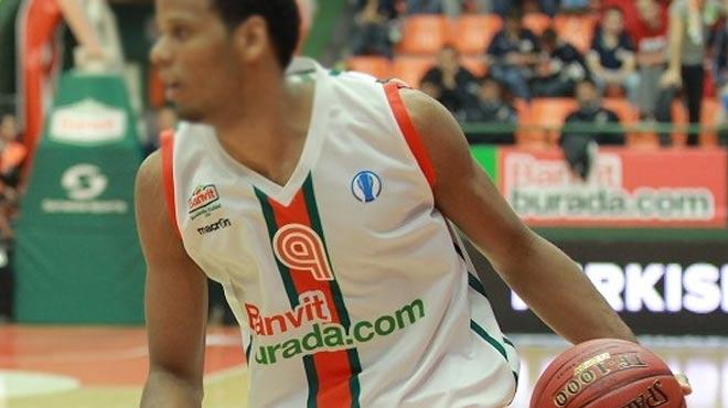 Banvit evinde mutsuz!