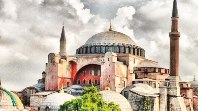 Ayasofya yine zirvede 