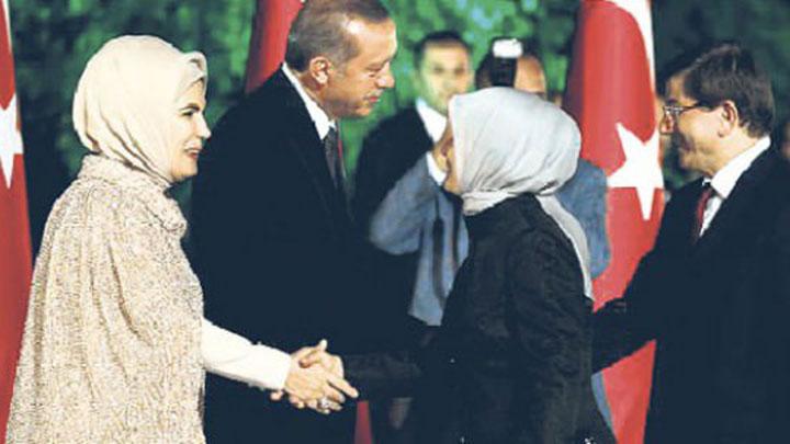 Erdoan ve Davutolu ailece grt