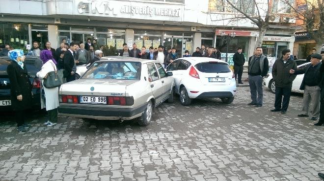 Direksiyon banda kalp krizi geirdi