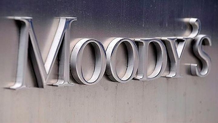 Moody's'ten petrol aklamas