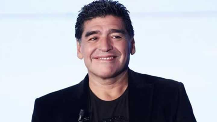 Maradona yzn yeniledi!