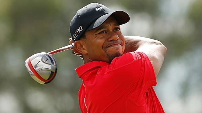 Tiger Woods golfe sresiz ara verdi