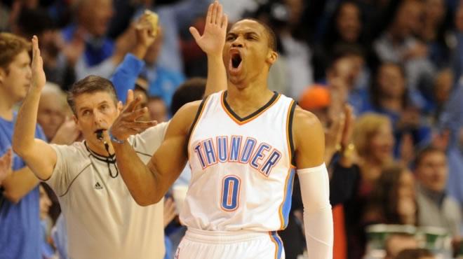 Westbrook, tek bana Dallas' devirdi!