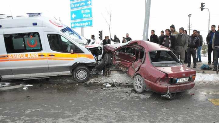 Patnos'ta trafik kazas: 4 yaral