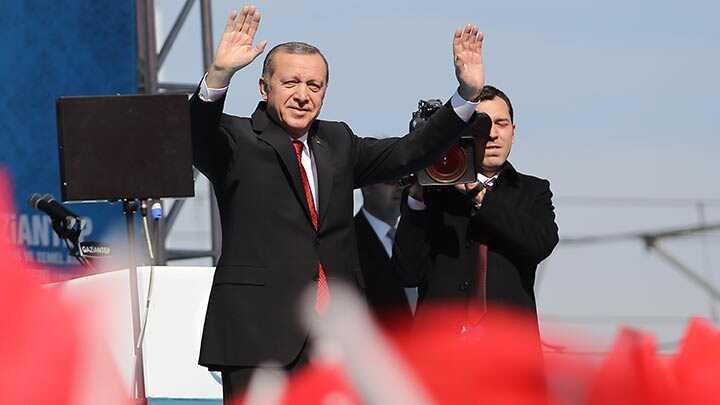 Cumhurbakan Erdoan konuuyordan o siyasilere tepki