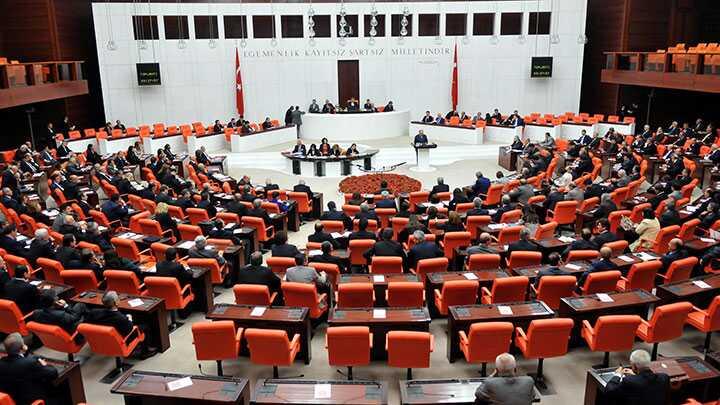33 maddelik yasa teklifi Mecliste