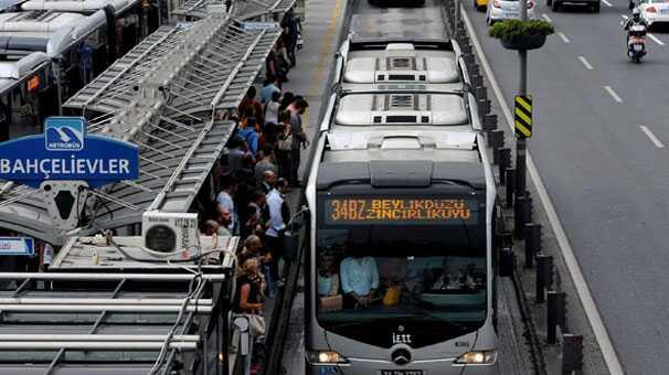 Metrobs duranda taciz ve gasp