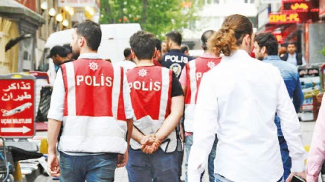 Kaak gmene bin polis oku