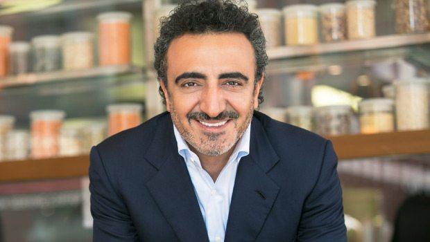 Hamdi Ulukaya servetinin yarsndan fazlasn balayacak