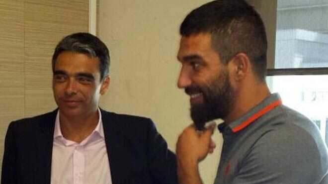 Arda Turan imza iin Barcelonada