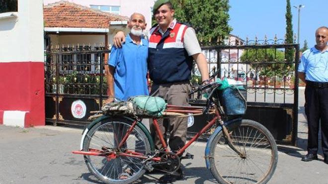 Asker torununu grmek iin bisikletle zmirden Orduya geldi