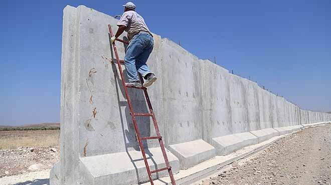 Suriye snrna 3 metrelik beton duvar