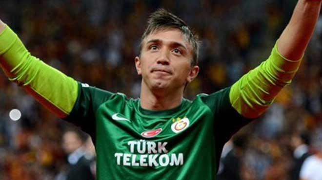 Muslera'nn serisi son buldu!