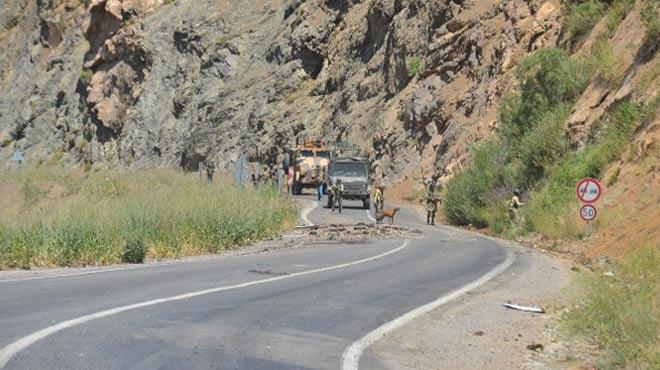 Hakkari-ukurca karayolu 8 gndr ulama kapal  