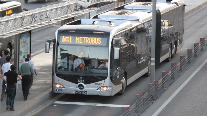 Hali Kprs metrobs yolu bakma alnyor