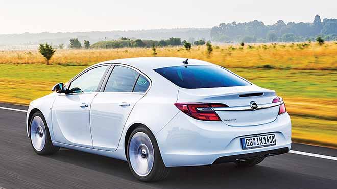 Opel Insignia'nn siparileri balad 