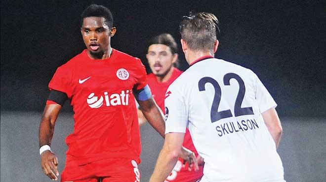 Eto'o'lu Antalya'dan mthi geri dn!