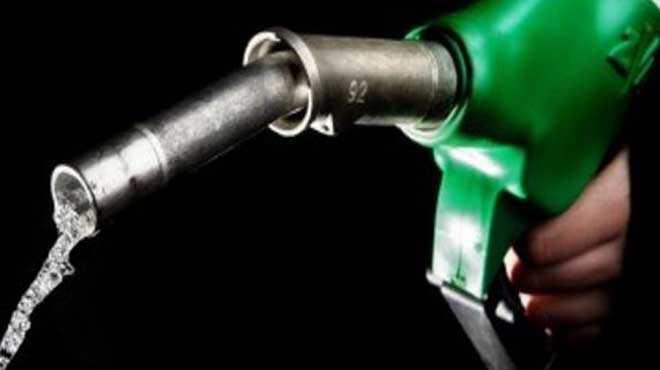 Benzine zam geldi