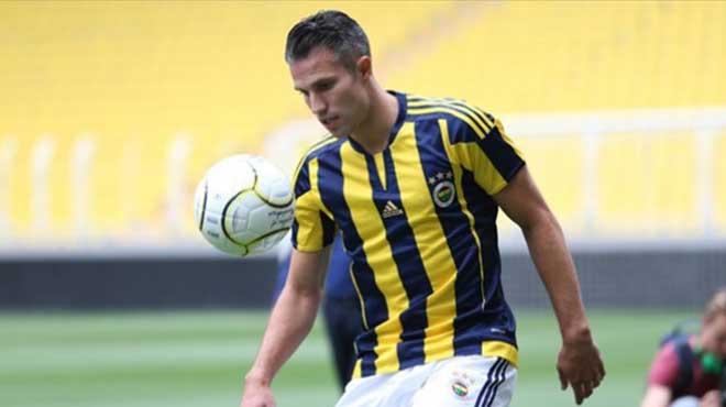 Mehmet Demirkol: Van Persie yedek kalabilir!