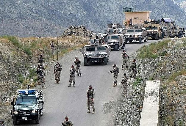 Afganistanda 145 Taliban militan ldrld