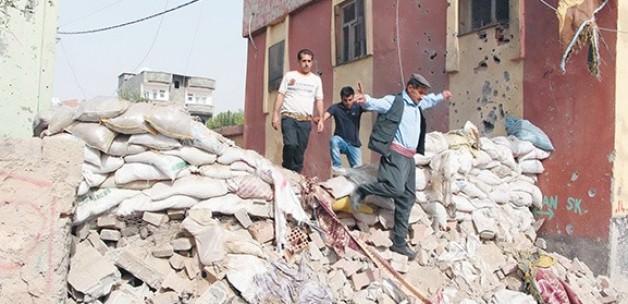 Cizre'de sivilleri PKK ldrd