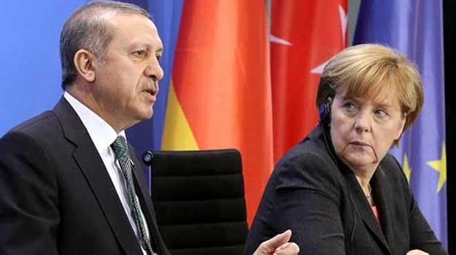 Erdoan ile Merkel grt