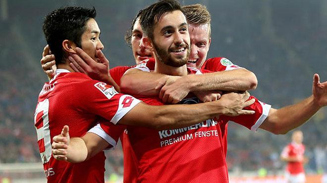 Yunus Mall'dan Bundesliga'da hat-trick!