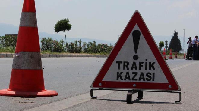 zmirde trafik kazas: 3 l 4 yaral