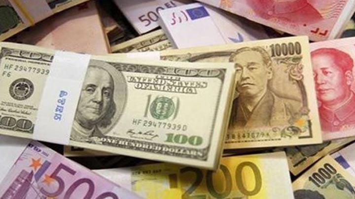 Dolar euroya elme takacak