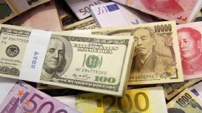 Dolar euroya elme takacak