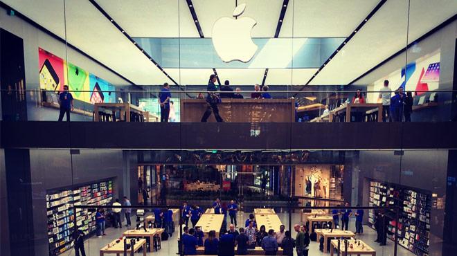 Apple`dan bir rekor daha!