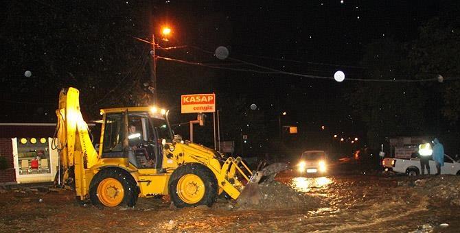 'Sakarya'da selden etkilenen 37 kii kurtarld'