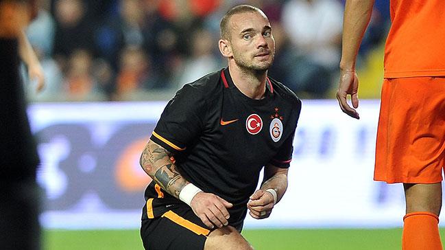 OK! Sneijder F.Bahe derbisinde cezal olabilir!