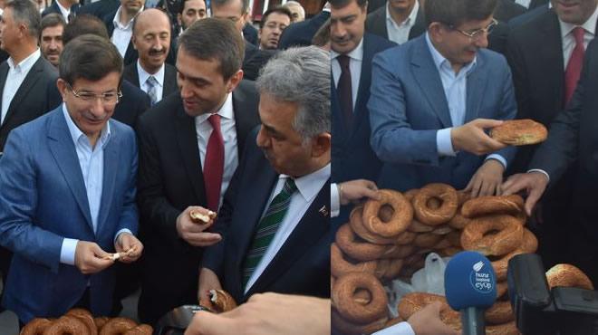 Davutolu Eyp Sultan'da simit datt