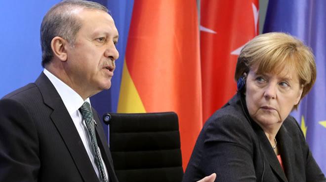 Merkel: Kar olduumu Erdoan da biliyor...