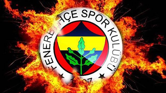 Fenerbahe yldz futbolcu iin grmelere balad!