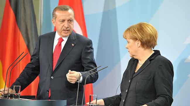 Merkel'in ziyareti Almanya'y kartrd